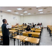 演講者﹔王耀賢
 